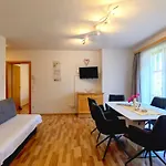 Fritzenwallner Apartment *